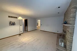 203 S Whitehead St, Tolono, IL 61880 - Photo 7