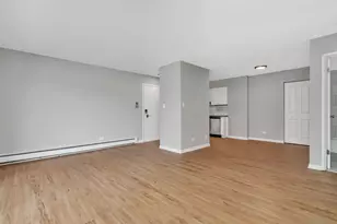 909 Plainfield Rd, Darien, IL 60561 - Photo 13