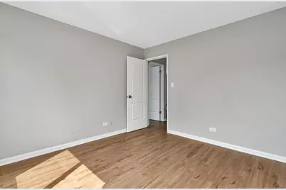 909 Plainfield Road #07, Darien, IL 60561 - Photo 9