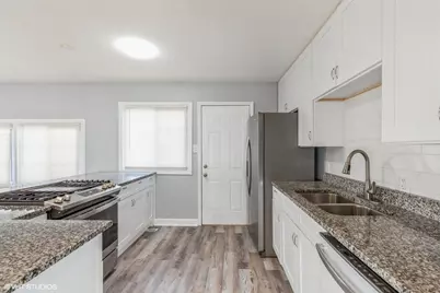 [Address not provided], Hazel Crest, IL 60429 - Photo 5