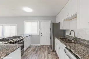 [Address not provided], Hazel Crest, IL 60429 - Photo 5