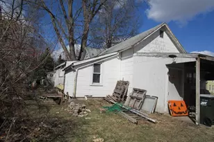 905 4th Ave, Sterling, IL 61081 - Photo 3