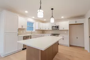 2 Bucktown Ct, Bloomington, IL 61705 - Photo 11