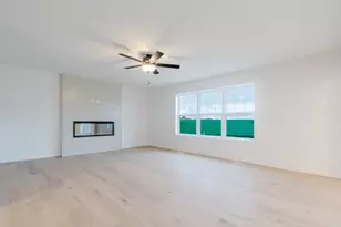 2 Bucktown Ct, Bloomington, IL 61705 - Photo 5