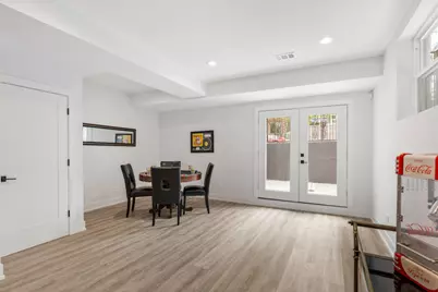 1522 W Wolfram Street, Chicago, IL 60657 - Photo 23