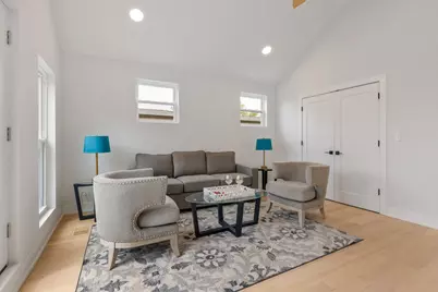 1522 W Wolfram Street, Chicago, IL 60657 - Photo 29