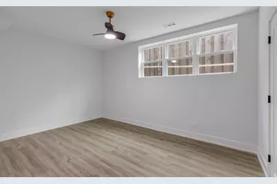 1522 W Wolfram Street, Chicago, IL 60657 - Photo 25