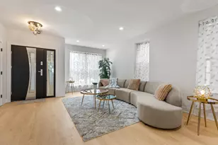 1522 W Wolfram St, Chicago, IL 60657 - Photo 3