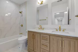 1522 W Wolfram St, Chicago, IL 60657 - Photo 19