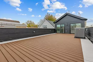 1522 W Wolfram St, Chicago, IL 60657 - Photo 31