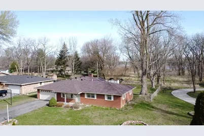 2775 E Riverview Drive, Kankakee, IL 60901 - Photo 3