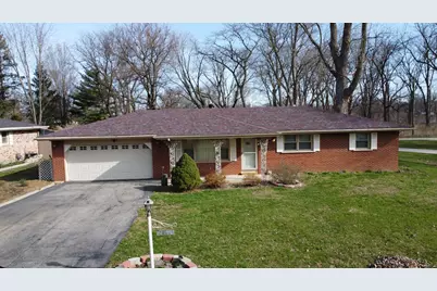 2775 E Riverview Drive, Kankakee, IL 60901 - Photo 1