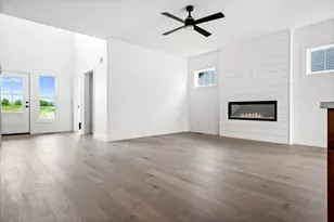 5005 Finlen Ln, Bloomington, IL 61705 - Photo 19