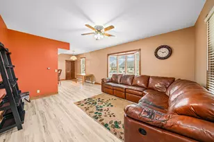 2513 Woods St, West Brooklyn, IL 61378 - Photo 5