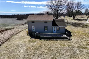 10385 N Rock City Rd, German Valley, IL 61039 - Photo 3