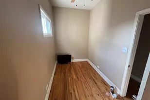 7124 S Ellis Ave, Chicago, IL 60619 - Photo 11