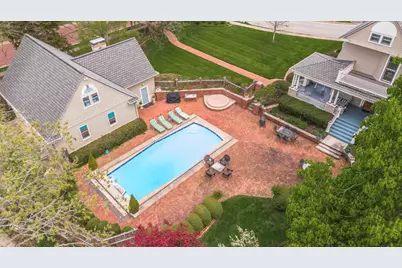 5 Broadway Place, Normal, IL 61761 - Photo 1