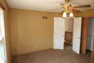 801 Heritage Dr, Mackinaw, IL 61755 - Photo 13