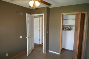 801 Heritage Dr, Mackinaw, IL 61755 - Photo 17