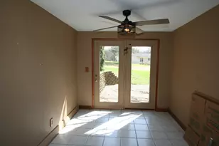 801 Heritage Dr, Mackinaw, IL 61755 - Photo 21