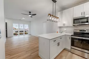643 N Lawndale Ave, Chicago, IL 60624 - Photo 5