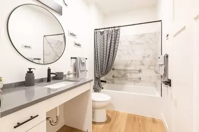 643 N Lawndale Avenue, Chicago, IL 60624 - Photo 19