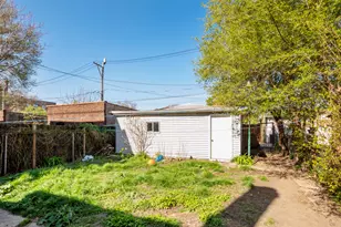 7940 S Crandon Ave, Chicago, IL 60617 - Photo 19