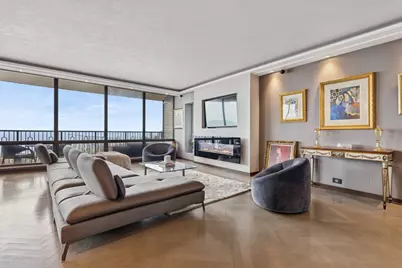 1040 N Lake Shore Drive #7C, Chicago, IL 60611 - Photo 5