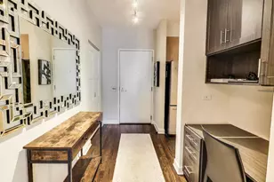 330 N Jefferson St, Chicago, IL 60661 - Photo 3