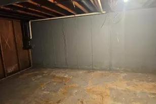 16019 Myrtle Ave, Harvey, IL 60426 - Photo 9