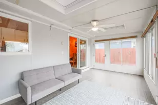 707 Kingston Blvd, McHenry, IL 60050 - Photo 11