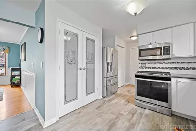 [Address not provided], North Aurora, IL 60542 - Photo 13