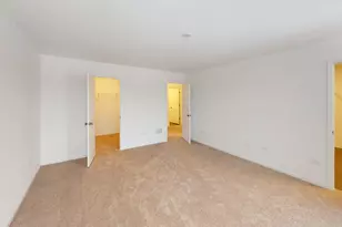 1023 S Carly Cir, Yorkville, IL 60560 - Photo 7