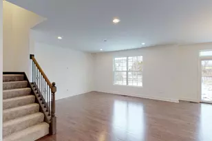 1023 S Carly Cir, Yorkville, IL 60560 - Photo 5