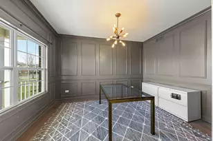 906 N Carly Cir, Yorkville, IL 60560 - Photo 3