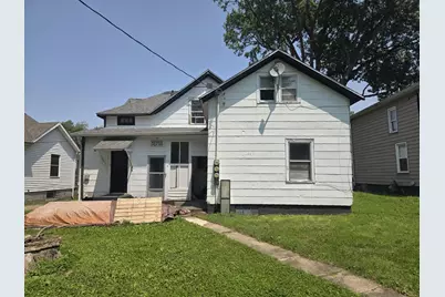 708 W Jefferson Street W, Bloomington, IL 61701 - Photo 3