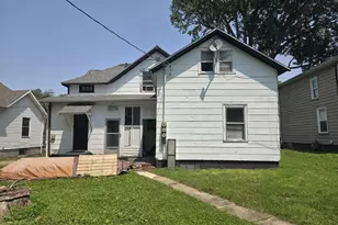 708 W Jefferson Street W, Bloomington, IL 61701 - Photo 3