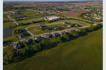 224 Whittemore Drive, Sycamore, IL 60178 - Photo 3