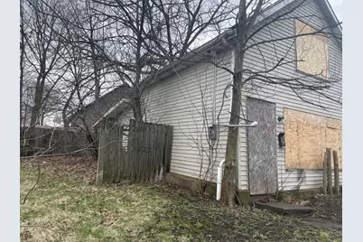 501 E Mulberry Street, Bloomington, IL 61701 - Photo 3