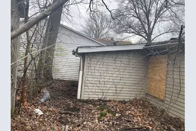 501 E Mulberry Street, Bloomington, IL 61701 - Photo 5