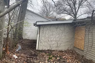 501 E Mulberry St, Bloomington, IL 61701 - Photo 5