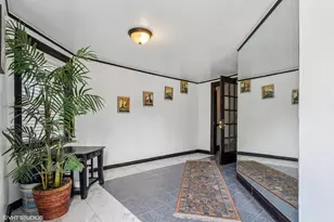 2451 N Campbell Ave, Chicago, IL 60647 - Photo 19