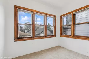 2451 N Campbell Ave, Chicago, IL 60647 - Photo 17