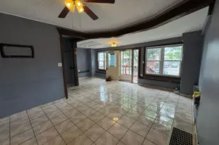 5706 S Sawyer Ave, Chicago, IL 60629 - Photo 7