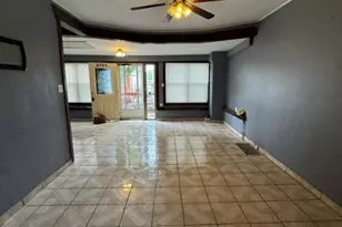 5706 S Sawyer Ave, Chicago, IL 60629 - Photo 13