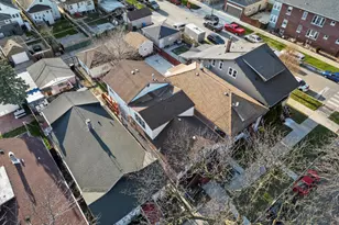 5706 S Sawyer Ave, Chicago, IL 60629 - Photo 33