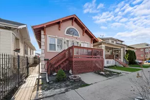 5706 S Sawyer Ave, Chicago, IL 60629 - Photo 3