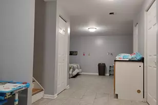 1011 N Keeler Ave, Chicago, IL 60651 - Photo 21