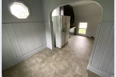 409 Chandler Street, Danville, IL 61832 - Photo 9