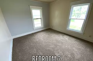 716 Robinson St, Danville, IL 61832 - Photo 9